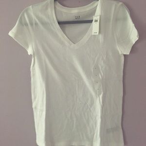 NWT Basic Gap White V Neck
